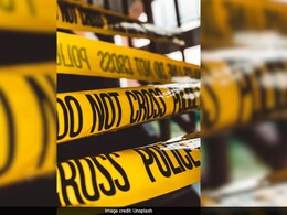 Mahasamund Crime: पूर्व सरपंच के कार का शीशा तोड़कर निकाल लिए तीन लाख रुपये, कलेक्टर परिसर से सामने आया उठाईगिरी का मामला