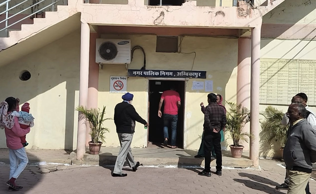 कर्मचारी तो दूर पार्षदों को भी नहीं मिल रही सैलरी, आर्थिक तंगी से जूझता CG का तीसरा सबसे बड़ा नगर निगम