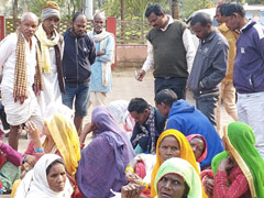 बैगा आदिवासियों को अब तक नहीं मिला PM आवास योजना का लाभ, कलेक्ट्रेट पहुंचे ग्रामीण