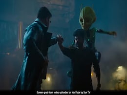 Ayalaan Trailer: 2024 की धमाकेदार शुरुआत, साउथ की इस फिल्म का ट्रेलर देख फैंस बोले- वर्ल्डक्लास मूवी है Ayalaan Trailer: 2024 की धमाकेदार शुरुआत, साउथ की इस फिल्म का ट्रेलर देख फैंस बोले- वर्ल्डक्लास मूवी है