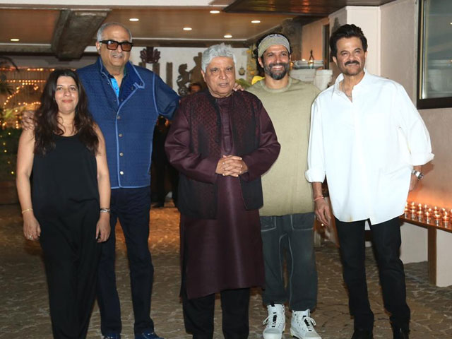 Full House At Javed Akhtar's Birthday Party With Anil-Boney Kapoor And Others