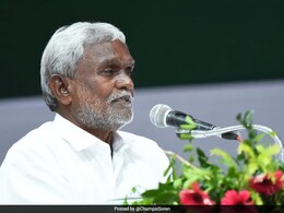 चंपई सोरेन :  पिता के साथ खेतों में हल चलाने से लेकर मुख्यमंत्री पद तक का तय किया सफर