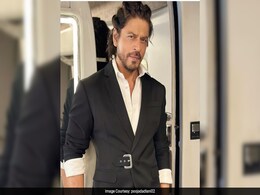 Shah Rukh Khan's Reaction To <i>Fighter</i> Trailer Revealed By Director Siddharth Anand: "Loved The Look Of The Villain" Shah Rukh Khan's Reaction To <i>Fighter</i> Trailer Revealed By Director Siddharth Anand: "Loved The Look Of The Villain"