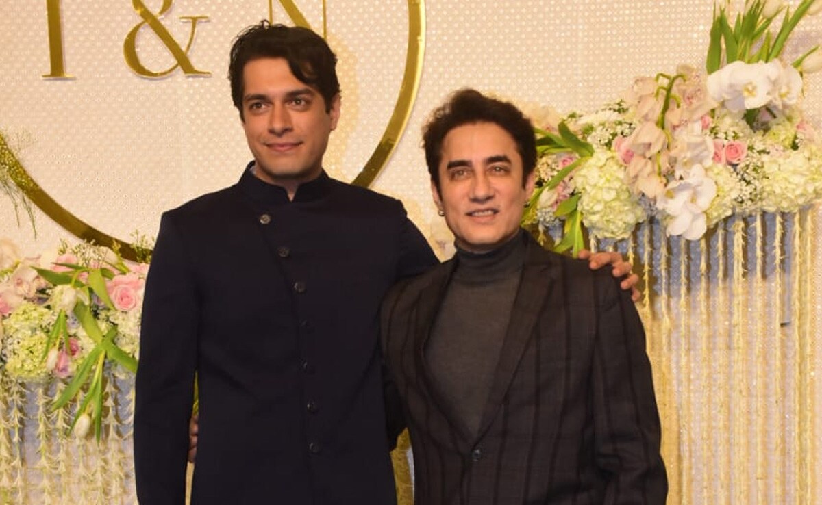 Aamir Khan s Brother Faisal Khan In A Rare Pic With Nephew Junaid Khan Aamir Khan s Brother Faisal Khan In A Rare Pic With Nephew Junaid Khan
