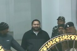Tejashwi Yadav Questioned For 8 Hours In Land-For-Jobs Case Tejashwi Yadav Questioned For 8 Hours In Land-For-Jobs Case