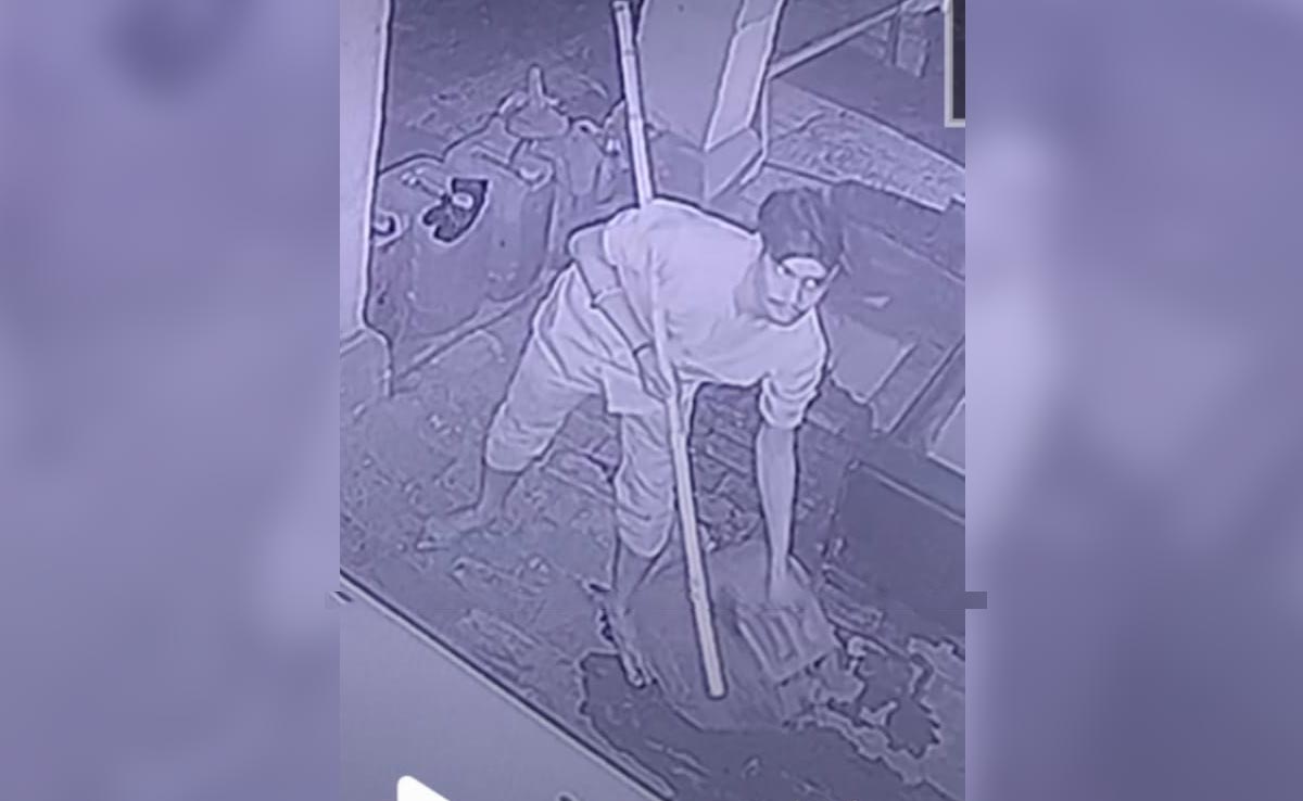 दरभंगा में पुलिस वालों को जिंदा जलाने की कोशिश, असामाजिक तत्वों ने थाने में लगाई आग, मामला सीसीटीवी में कैद