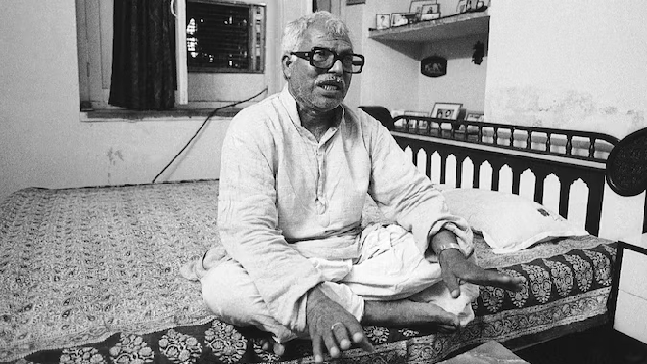 कौन थे कर्पूरी ठाकुर जिन्हें मिलेगा 'भारत रत्न'?