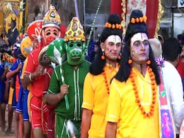 नाटक में सीता को 'स्मोकिंग' करते हुए दिखाया! पुणे यूनिवर्सिटी के प्रोफेसर और 5 छात्र गिरफ्तार नाटक में सीता को 'स्मोकिंग' करते हुए दिखाया! पुणे यूनिवर्सिटी के प्रोफेसर और 5 छात्र गिरफ्तार
