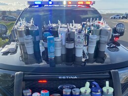 Stanley Cup Craze Takes A New Turn: US Woman Steals Merchandise Worth Around 2 Lakh Rupees Stanley Cup Craze Takes A New Turn: US Woman Steals Merchandise Worth Around 2 Lakh Rupees