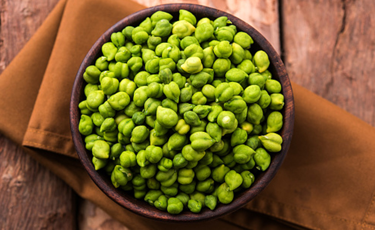 10 Health Benefits Of Snacking On Green Chickpeas