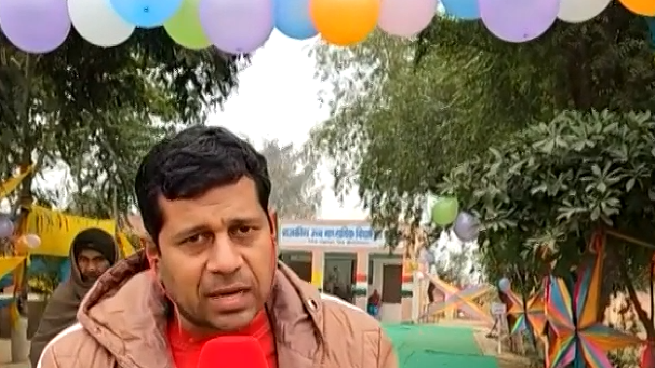 करणपुर में वोटिंग जारी, मतदान केन्द्र पर दिखा चुनावी रंग।