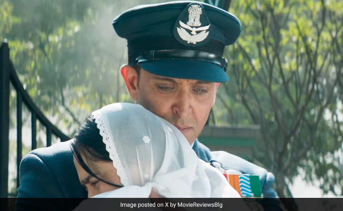 <i>Fighter</i> Box Office Collection Day 4: Hrithik Roshan-Deepika Padukone's Film Packs "Impressive Total" In Extended Weekend