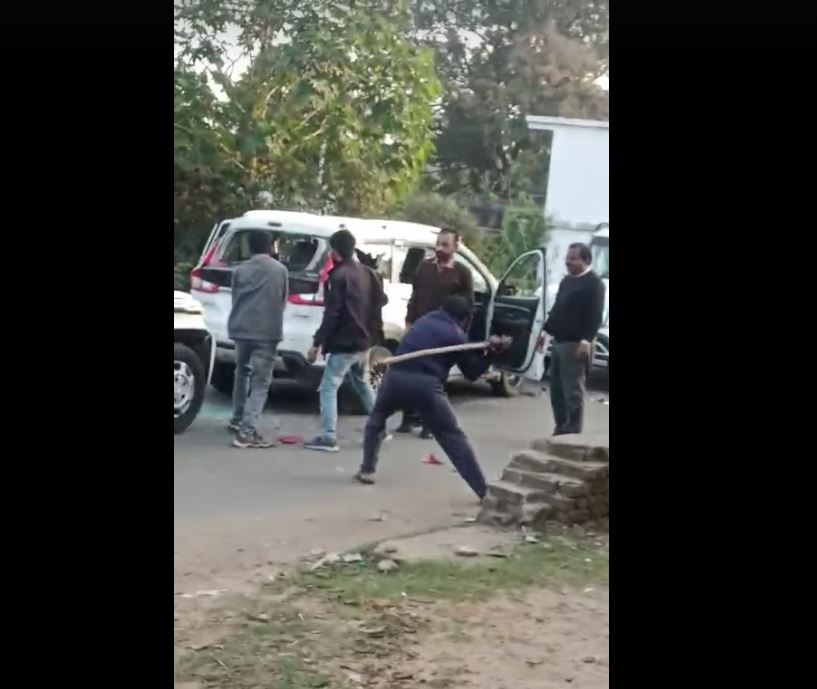 In Madhya Pradesh, 2 Men Thrashed After Overtaking Official's Car