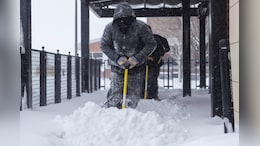 Intense Blizzard Disrupts Presidental Campaign In US, Over 2,000 Flights Cancelled
