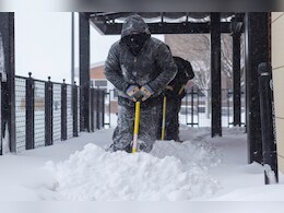 Intense Blizzard Disrupts Presidental Campaign In US, Over 2,000 Flights Cancelled Intense Blizzard Disrupts Presidental Campaign In US, Over 2,000 Flights Cancelled