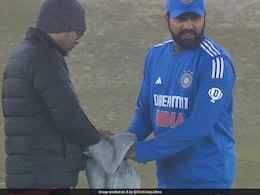 'Umpire <i>Ne Mana Kar Diya</i>': India Star Reveals Bizarre Request To Beat Chilly Conditions 'Umpire <i>Ne Mana Kar Diya</i>': India Star Reveals Bizarre Request To Beat Chilly Conditions