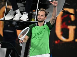 Medvedev Praises Hardy Australian Open Fans After 3:40 AM Finish