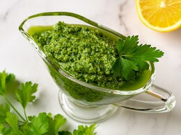 यूरिक एसिड को कम करने में मदद पाने के लिए खा सकते हैं इस चीज की चटनी, घर पर इस तरीके से बनाएं यूरिक एसिड को कम करने में मदद पाने के लिए खा सकते हैं इस चीज की चटनी, घर पर इस तरीके से बनाएं