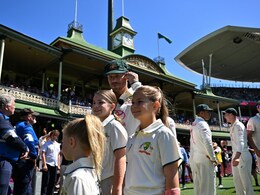 "Whatever Scumbag Has Taken It...": David Warner's Dad Fumes Over Son's Stolen 'Baggy Green'