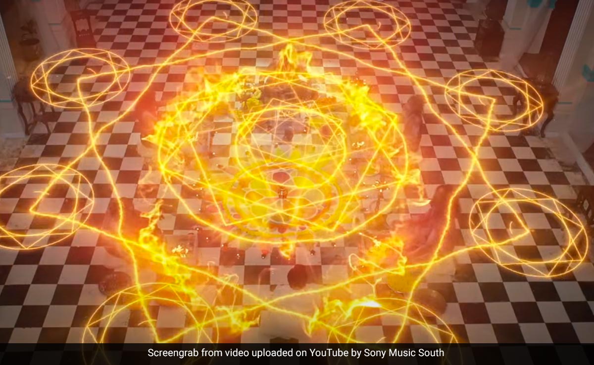 फाइटर को बॉक्स ऑफिस पर टक्कर देगी साउथ की ये हॉरर कॉमेडी फिल्म, जेलर के एक्टर की कॉमेडी देख लोटपोट हुए फैंस