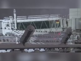Passenger Plane "Struck" By Korean Airliner At Japan Airport, No Injuries Passenger Plane "Struck" By Korean Airliner At Japan Airport, No Injuries