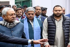 BJP Collects Letters Of Support, RJD In Crisis Mode: What Next For Bihar? BJP Collects Letters Of Support, RJD In Crisis Mode: What Next For Bihar?