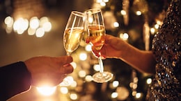 Sparkling Wine Vs Champagne: Let's Uncork The Differences That Set Them Apart