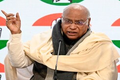 'न्याय का हक मिलने तक': कांग्रेस अध्यक्ष ने जारी किया 'भारत जोड़ो न्याय यात्रा' का लोगो 'न्याय का हक मिलने तक': कांग्रेस अध्यक्ष ने जारी किया 'भारत जोड़ो न्याय यात्रा' का लोगो