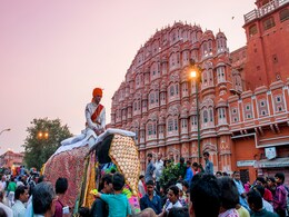 राजस्थान का दिलचस्प 'चुनावी रण' : आधा दर्जन लोकसभा सीटों पर कड़ा मुकाबला   राजस्थान का दिलचस्प 'चुनावी रण' : आधा दर्जन लोकसभा सीटों पर कड़ा मुकाबला