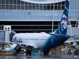 US Grounds Over 170 Boeing 737 MAX 9 Planes After Mid-Air Scare US Grounds Over 170 Boeing 737 MAX 9 Planes After Mid-Air Scare
