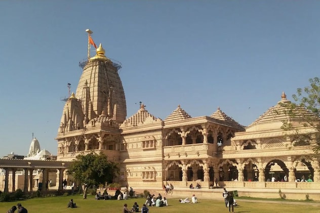 चित्तौड़गढ़ स्थित श्री सांवलिया सेठ महाराज का भव्य मंदिर. चित्तौड़गढ़ स्थित श्री सांवलिया सेठ महाराज का भव्य मंदिर.