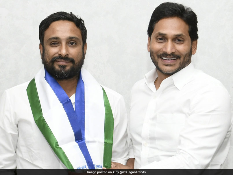 Ambati Rayadu Explains Why He Left Jagan Reddy's Party 8 Days After Joining