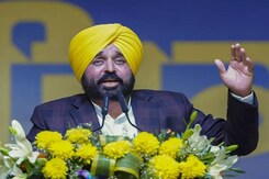 हॉट टॉपिक: कांग्रेस और आप के बीच जुबानी जंग, भगवंत मान के बयान पर पवन खेड़ा ने किया पलटवार हॉट टॉपिक: कांग्रेस और आप के बीच जुबानी जंग, भगवंत मान के बयान पर पवन खेड़ा ने किया पलटवार