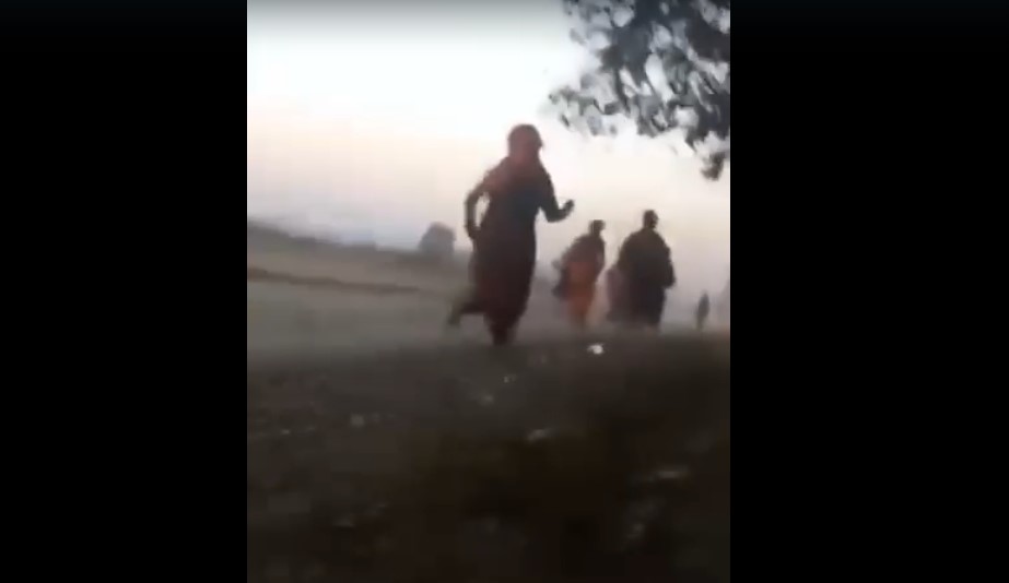 “Mother, Don’t Get Shot…”: In Video, People Run To Safety Amid Fresh Manipur Violence “Mother, Don’t Get Shot…”: In Video, People Run To Safety Amid Fresh Manipur Violence