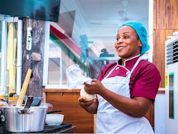 Ghanaian Chef Cooks For More Than 220 Hours Straight, Attempts To Break World Record Ghanaian Chef Cooks For More Than 220 Hours Straight, Attempts To Break World Record