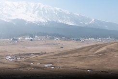 While Plains Shiver, Mountains Wait For Snow, Rain While Plains Shiver, Mountains Wait For Snow, Rain