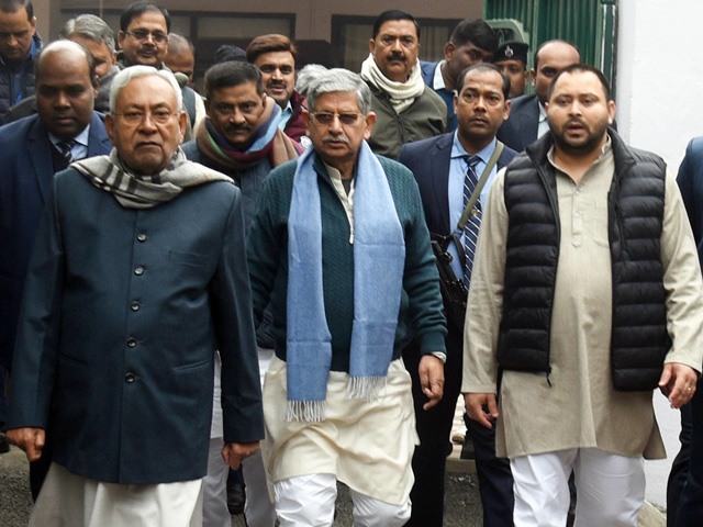 Nitish Kumar To Join Hands With BJP, Sack RJD Ministers Tomorrow: Sources