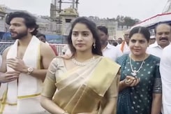 Janhvi Kapoor And Rumoured Boyfriend Shikhar Pahariya At Tirupati Temple Janhvi Kapoor And Rumoured Boyfriend Shikhar Pahariya At Tirupati Temple