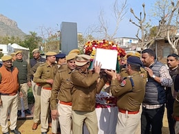 टोंक में शिकारियों की गोली से जख्मी हुए जवान की मौत, मंत्री बोले- अपराधियों को बख्शा नहीं जाएगा टोंक में शिकारियों की गोली से जख्मी हुए जवान की मौत, मंत्री बोले- अपराधियों को बख्शा नहीं जाएगा