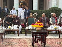 बिहार में सियासी घमासान: BJP के साथ फिर जा सकते हैं नीतीश...? आज कई अहम बैठकें बिहार में सियासी घमासान: BJP के साथ फिर जा सकते हैं नीतीश...? आज कई अहम बैठकें