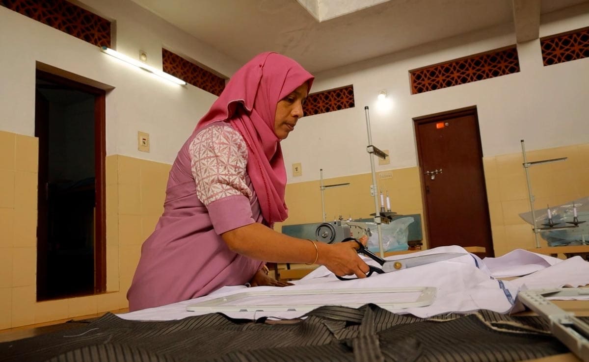 Women In Kerala's Kasaragod Are Stitching Lab Coats For The Medical Students