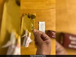 मैं मर सकता था... स्विगी से आए खाने में निकला लोहे का टुकड़ा, शिकायत करने पर कंपनी ने जो कहा, शख्स का खून खौल गया! मैं मर सकता था... स्विगी से आए खाने में निकला लोहे का टुकड़ा, शिकायत करने पर कंपनी ने जो कहा, शख्स का खून खौल गया!