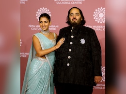 Who Is Radhika Merchant, Soon-To-Be Mukesh Ambani and Nita Ambani's Daughter-In-Law Who Is Radhika Merchant, Soon-To-Be Mukesh Ambani and Nita Ambani's Daughter-In-Law