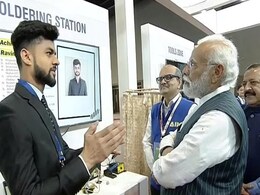 कौन हैं 21 साल की उम्र में 4 अविष्कारों का पेटेंट लेने वाले रविंद्र? PM Modi भी कर चुके हैं तारीफ कौन हैं 21 साल की उम्र में 4 अविष्कारों का पेटेंट लेने वाले रविंद्र? PM Modi भी कर चुके हैं तारीफ