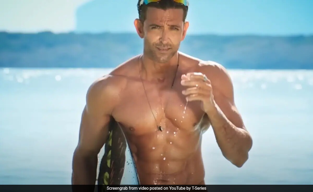 The Result After Hrithik Roshan's 14 Months Of Training For <i>Ishq Jaisa Kuch</i>. He Really Earned His Reward