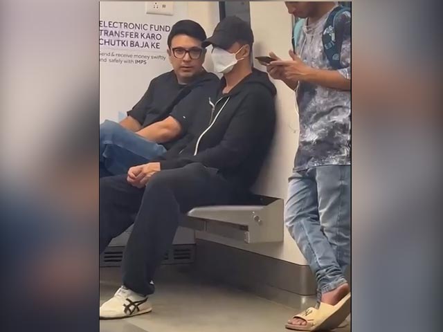 Inside Akshay Kumar's Metro Ride In Mumbai