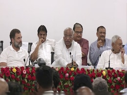 "गिरगिटों को दे रहे हैं टक्कर...": नीतीश कुमार के फिर से BJP के साथ गठबंधन पर कांग्रेस "गिरगिटों को दे रहे हैं टक्कर...": नीतीश कुमार के फिर से BJP के साथ गठबंधन पर कांग्रेस