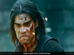 ऋतिक रोशन को फिटनेस के मामले में टक्कर देते हैं 'फाइटर' के विलेन, जानें कौन हैं ऋषभ सावने, जिन्हें आर्यन खान भी करते हैं फॉलो ऋतिक रोशन को फिटनेस के मामले में टक्कर देते हैं 'फाइटर' के विलेन, जानें कौन हैं ऋषभ सावने, जिन्हें आर्यन खान भी करते हैं फॉलो
