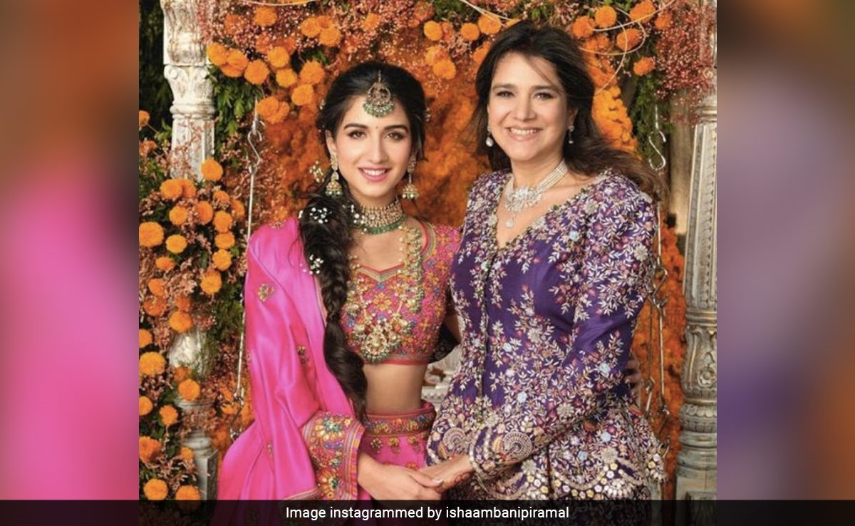 Who Is Shaila Merchant? 5 Facts About Radhika Merchant&rsquo;s Mother