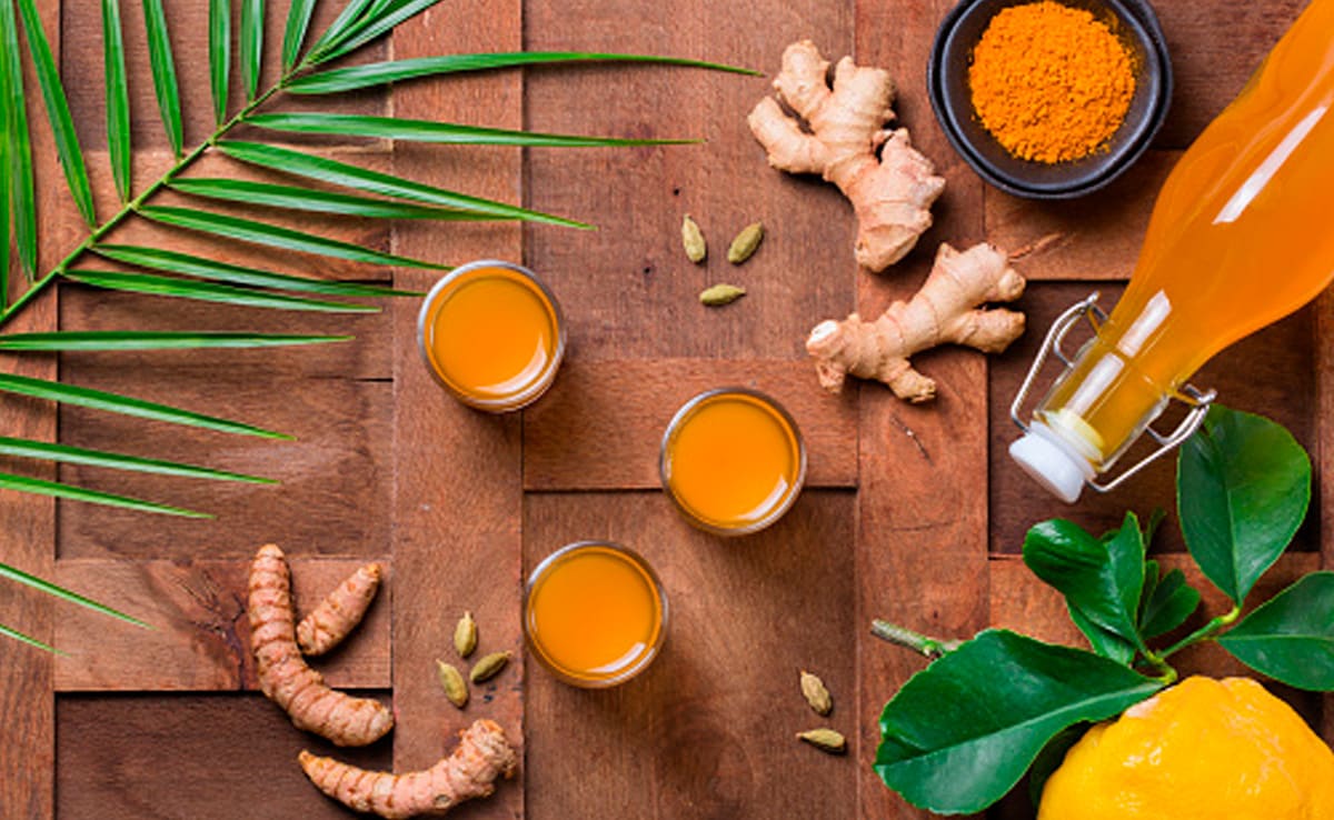 Make This Immunity Booster Shot At Home To Fight Winter Diseases